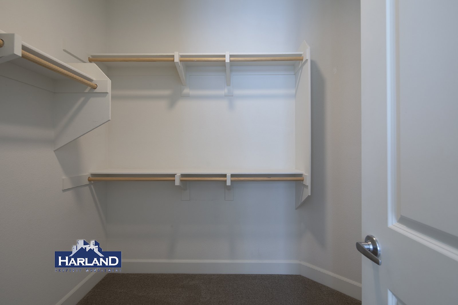 3024 Estero Rd property image