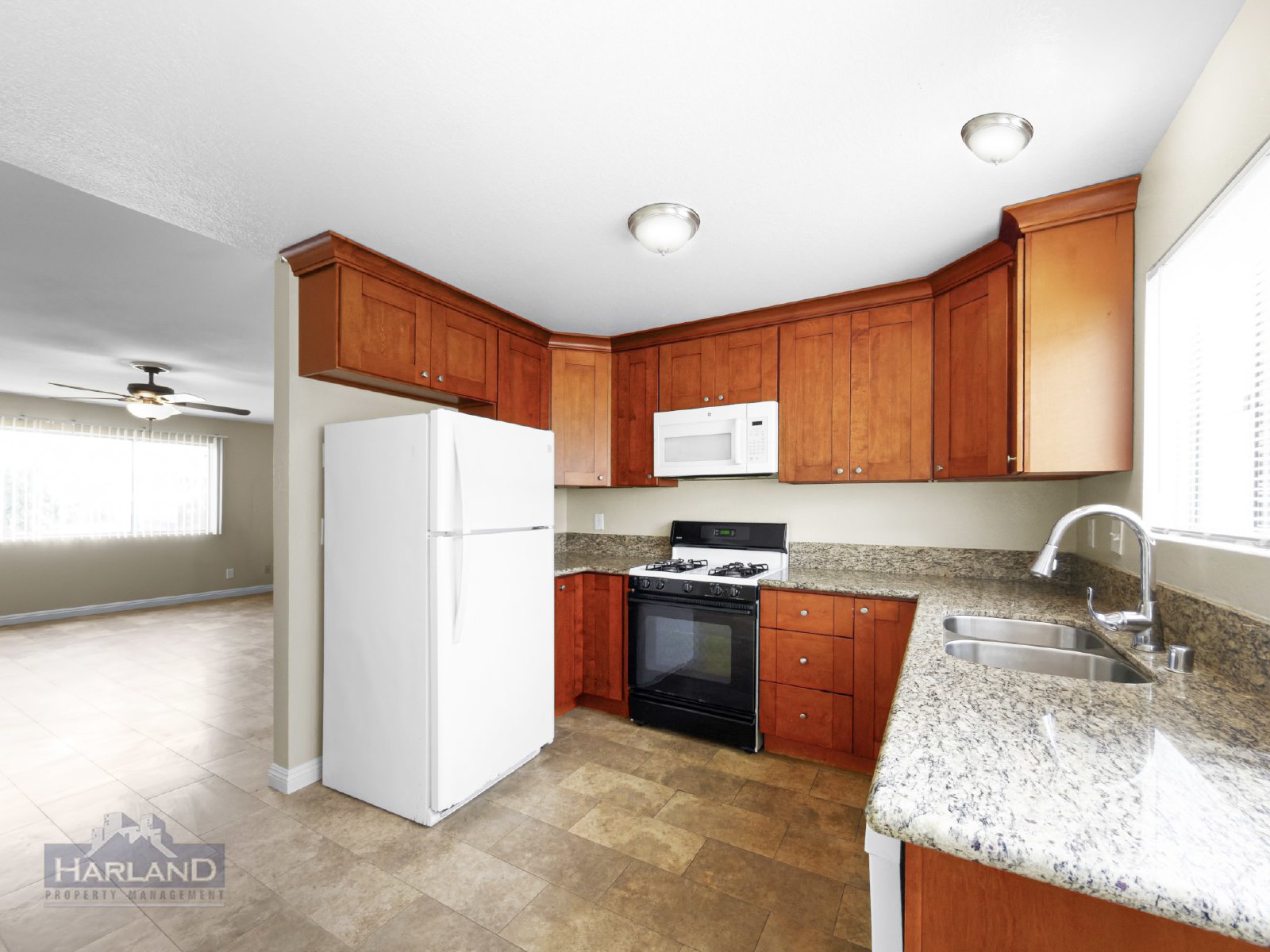 393 Oak Avenue Unit C-1 property image