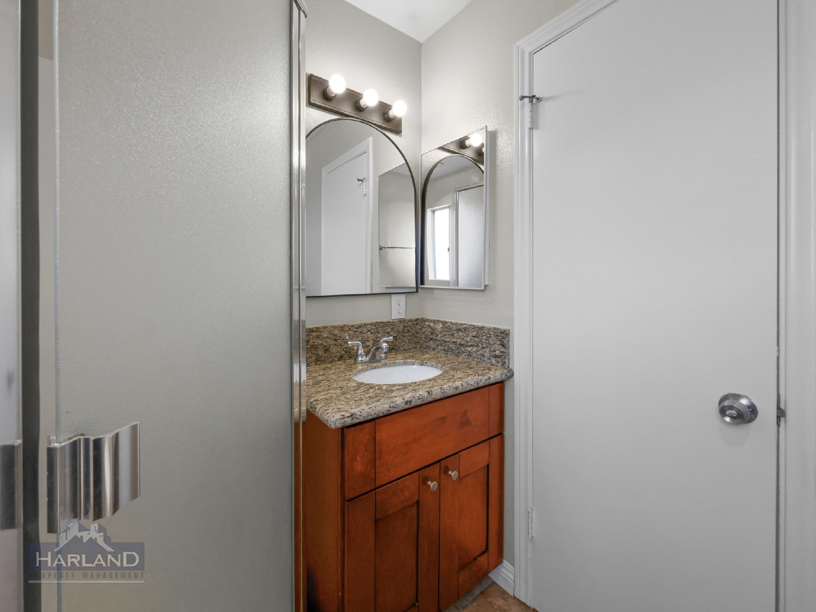 393 Oak Avenue Unit C-1 property image