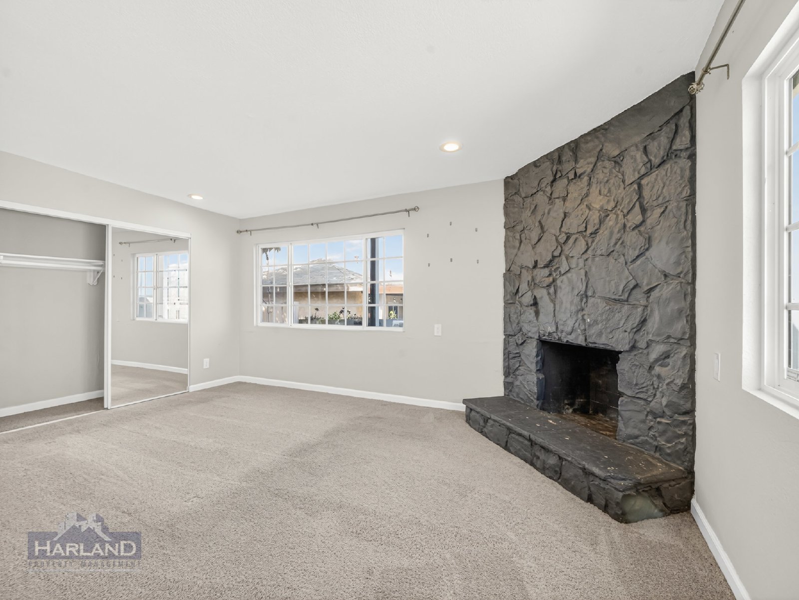 5580 Dream St property image