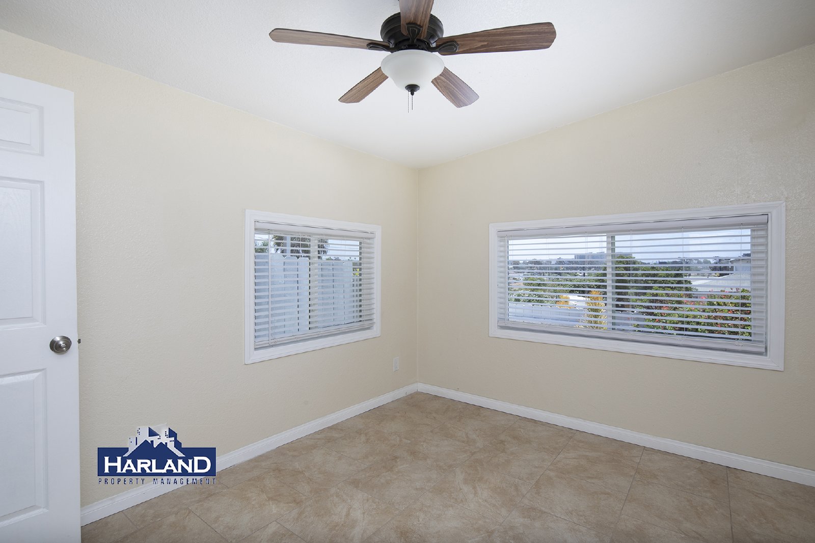 3240 Franklin Ave property image