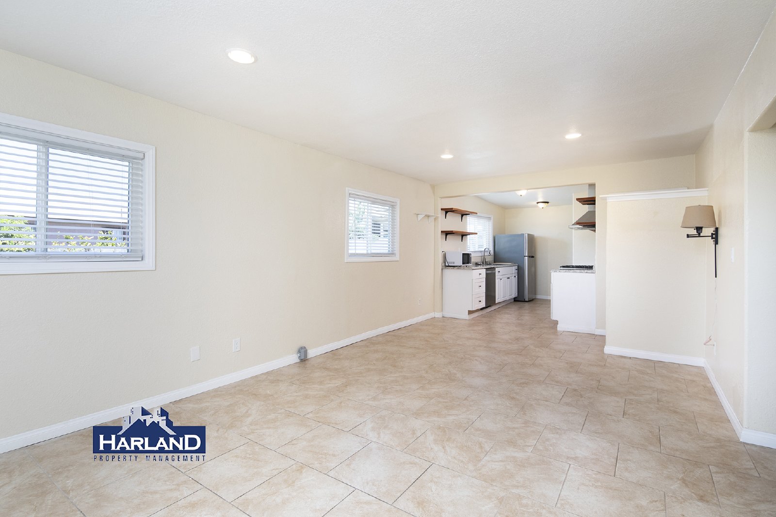 3240 Franklin Ave property image