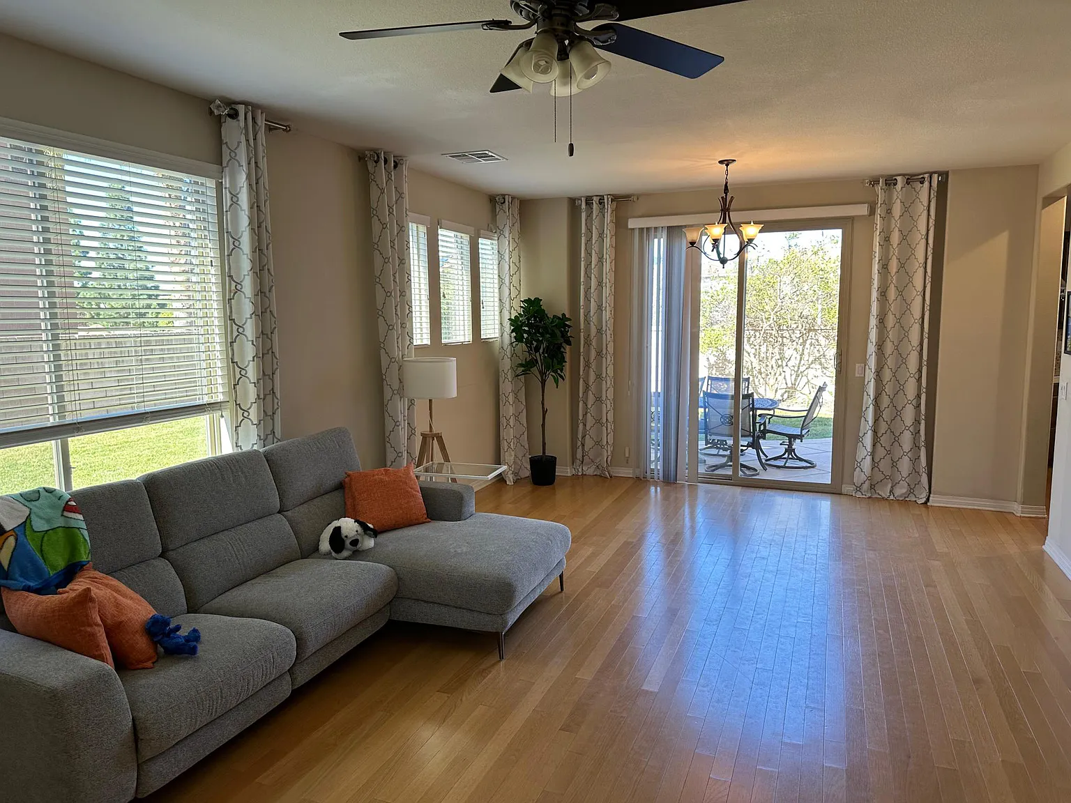 11320 Laurelcrest Dr property image