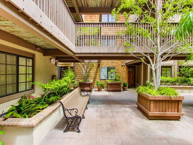 8860 Villa La Jolla Dr. #218 property image