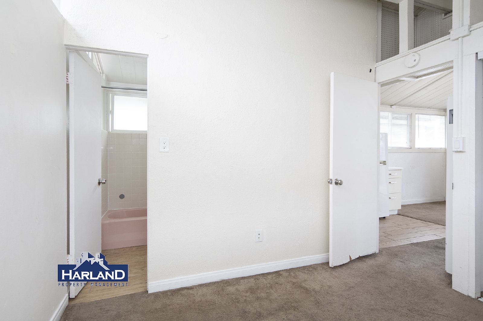 6250-6264.5 Stanley Avenue - 6258 property image