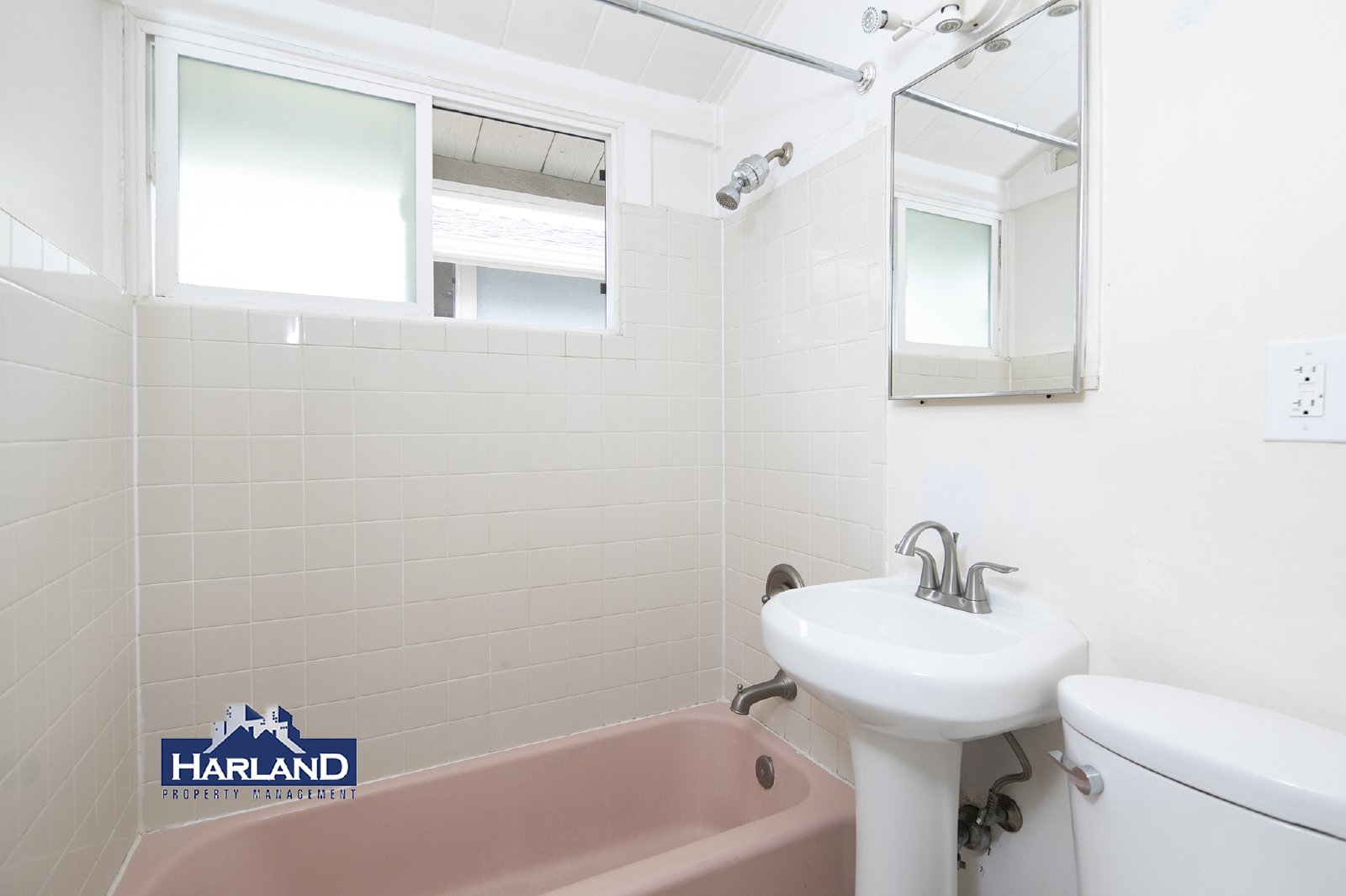 6250-6264.5 Stanley Avenue - 6258 property image