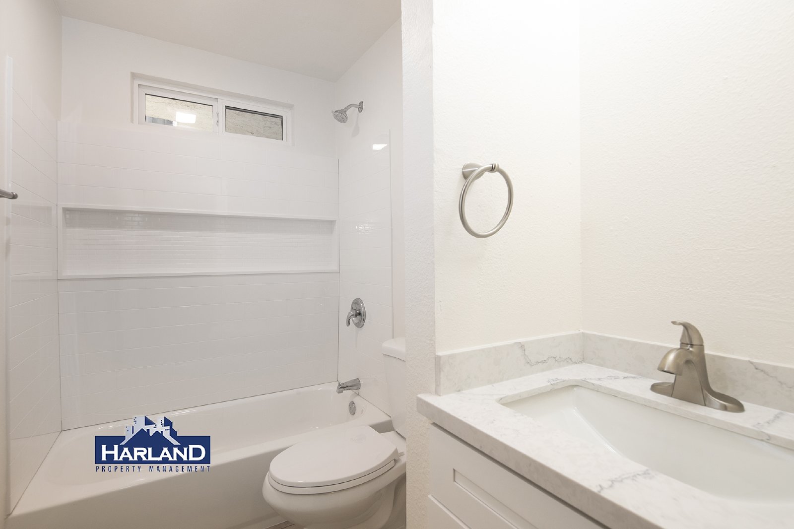 1107 B Ave property image