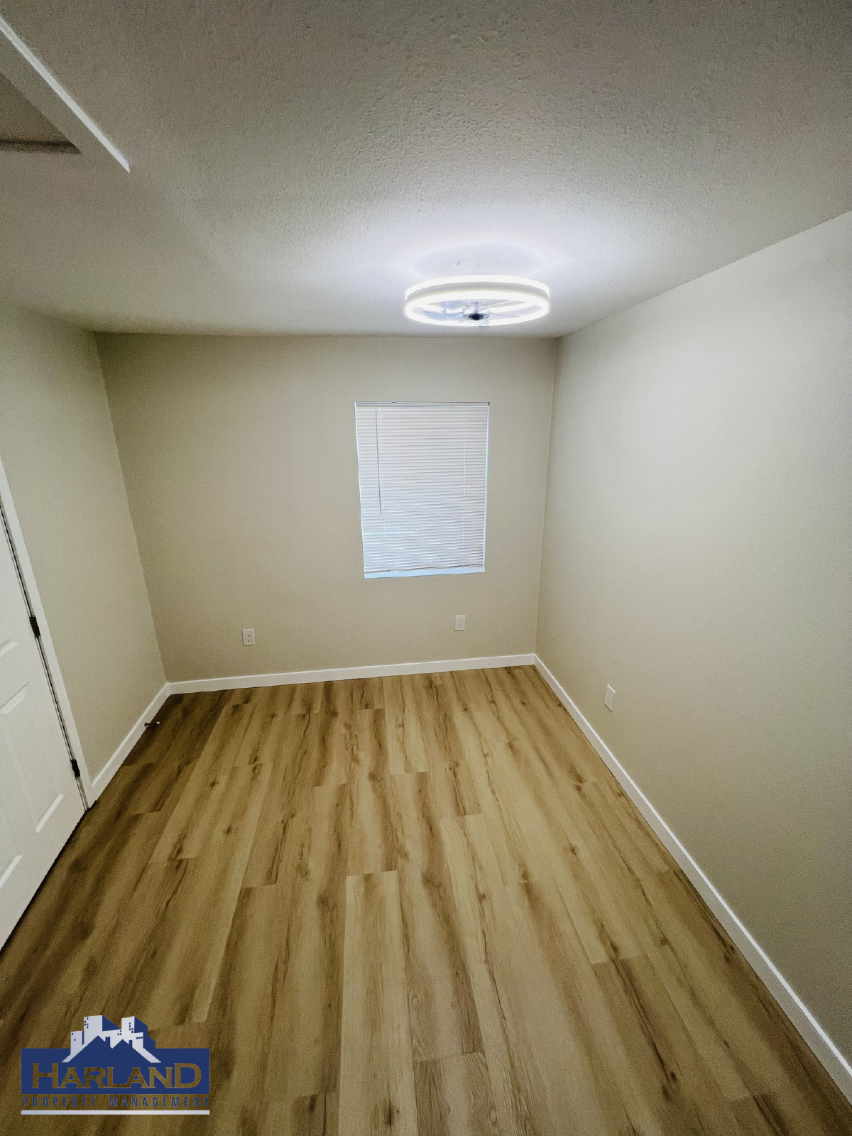 3845-3851 Menlo Avenue - 3849 property image