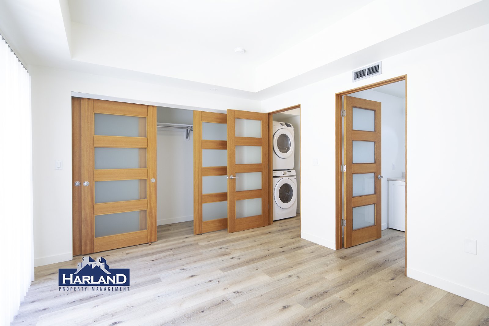 3333 Reynard Way - 3 property image