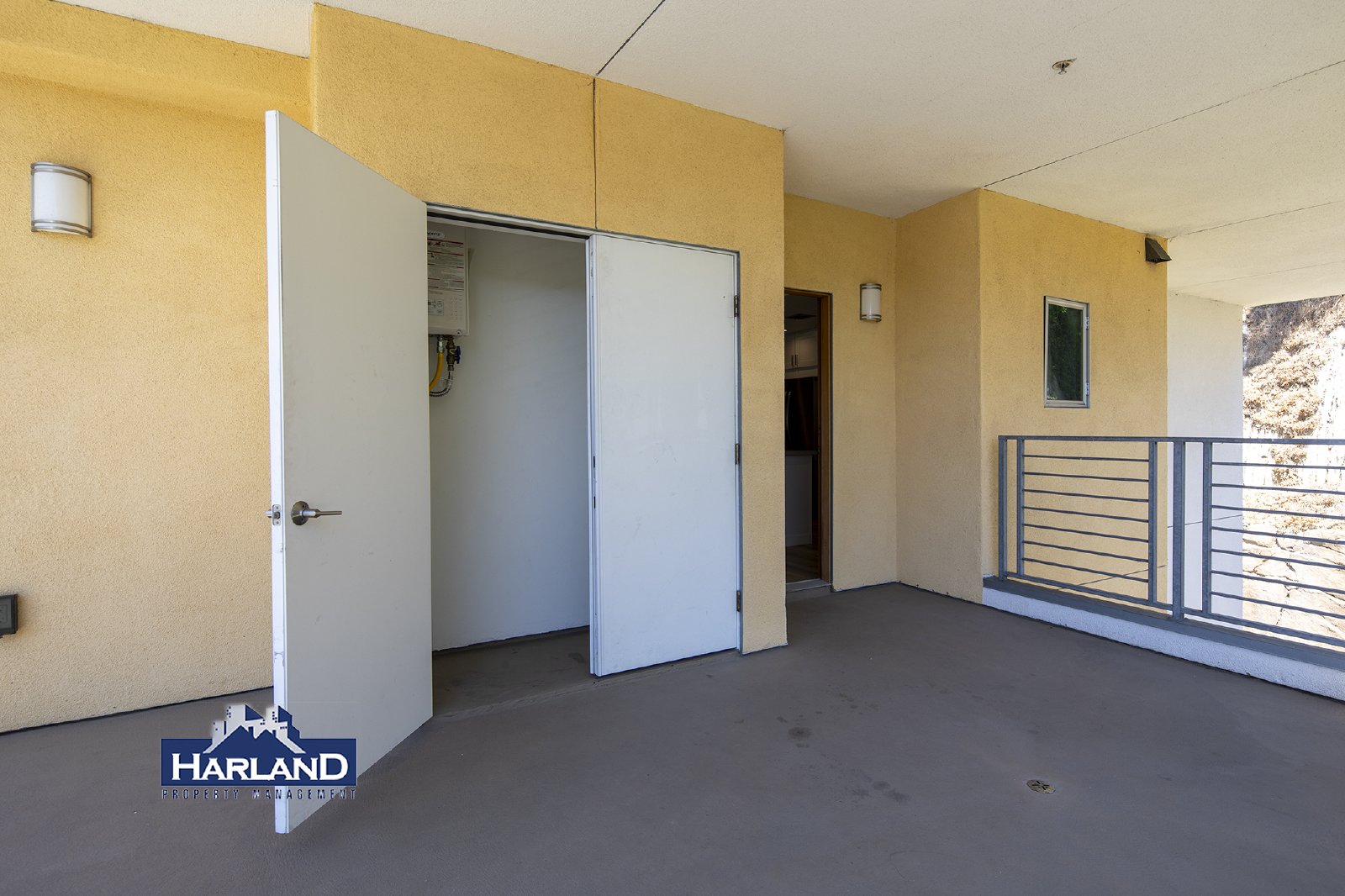 3333 Reynard Way - 3 property image