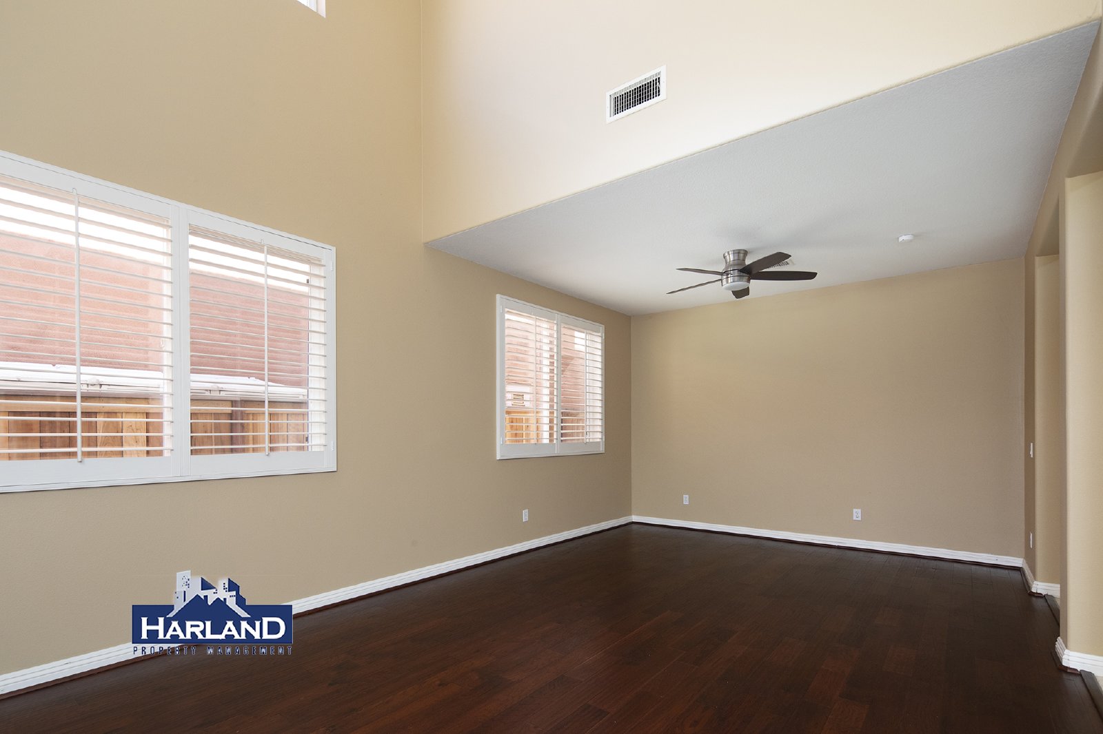 10569 Corte Jardin Del Mar property image