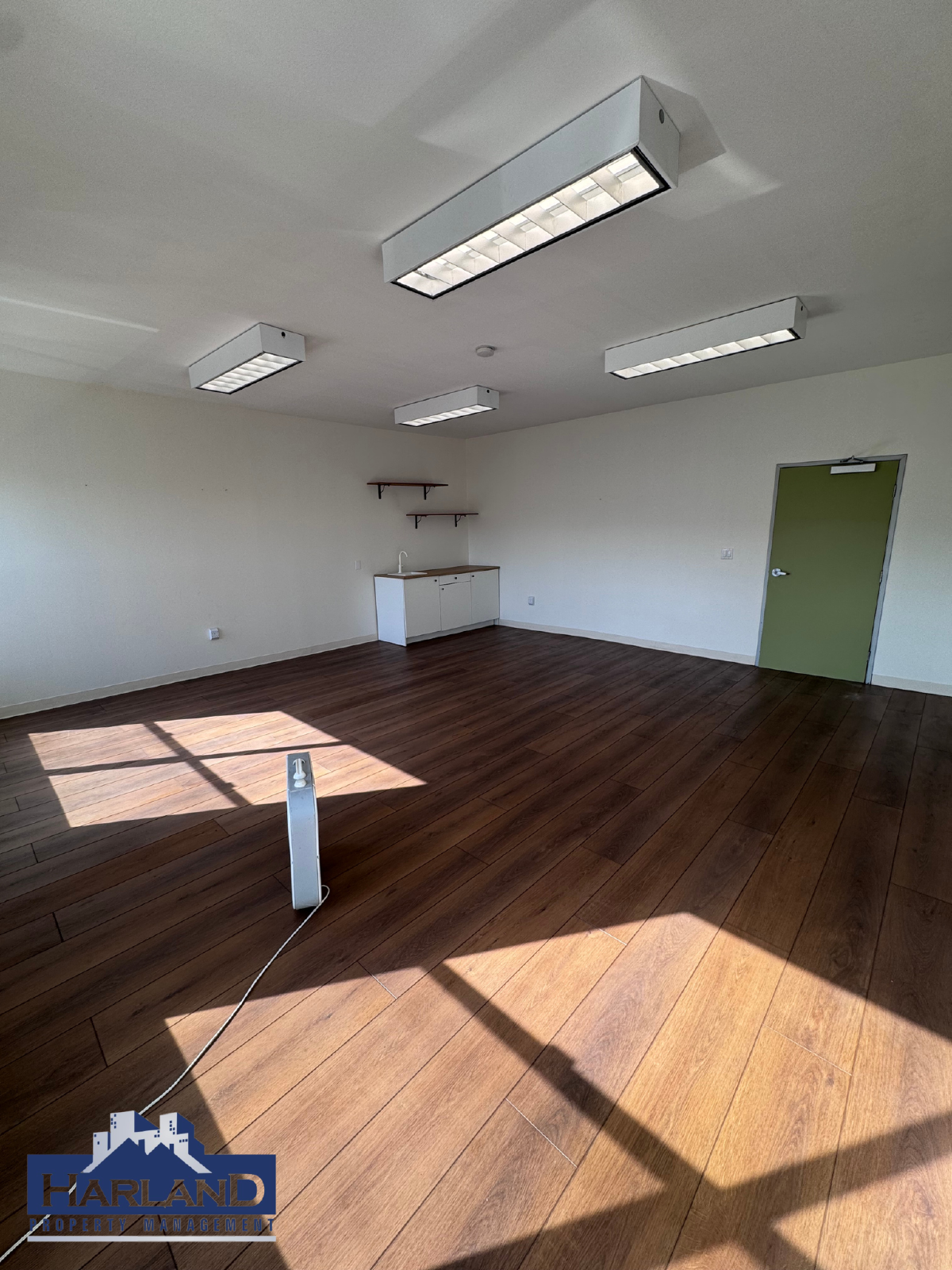 3047-205 University Ave property image