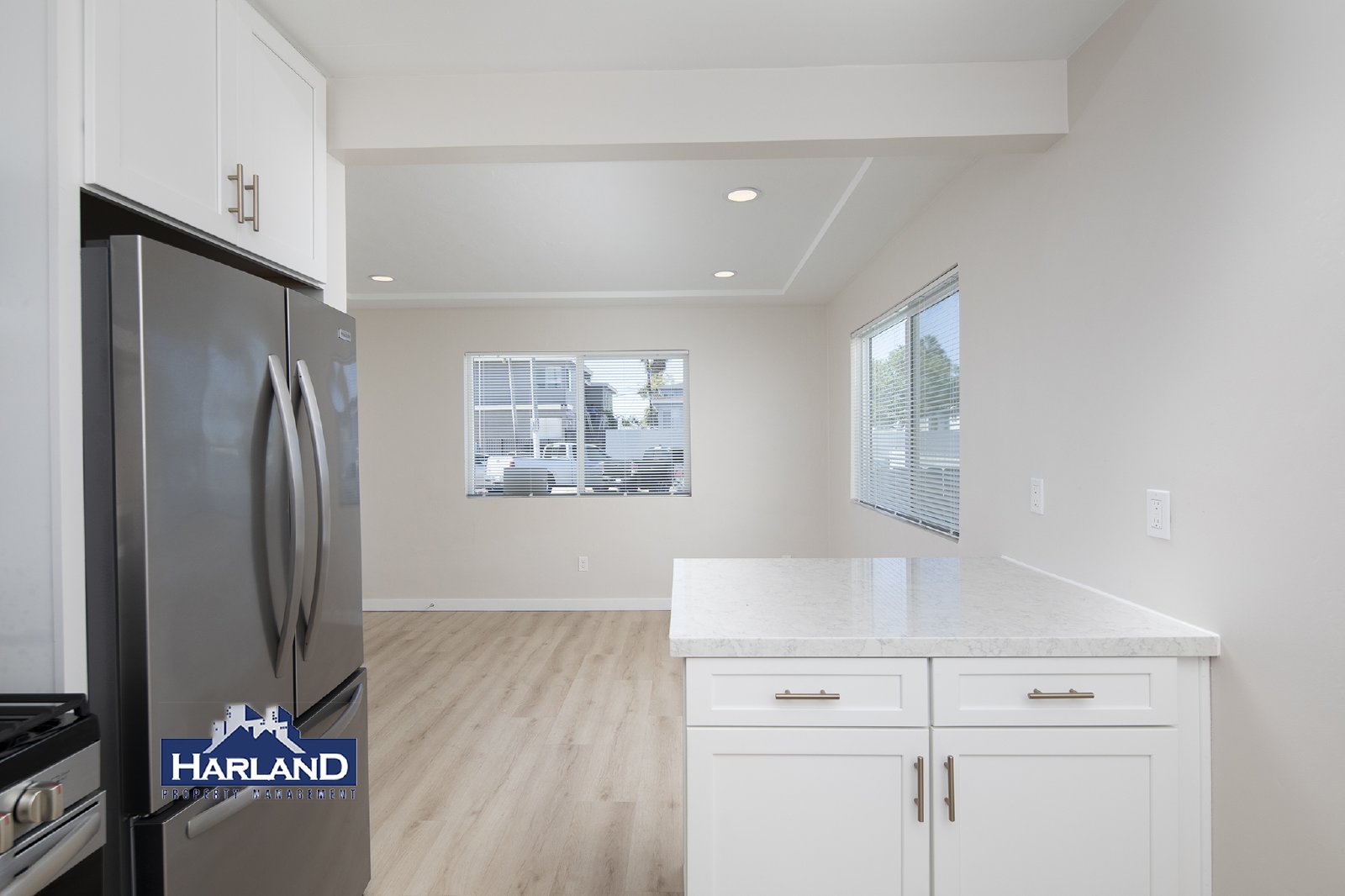 3845-3851 Menlo Avenue - 3847 property image