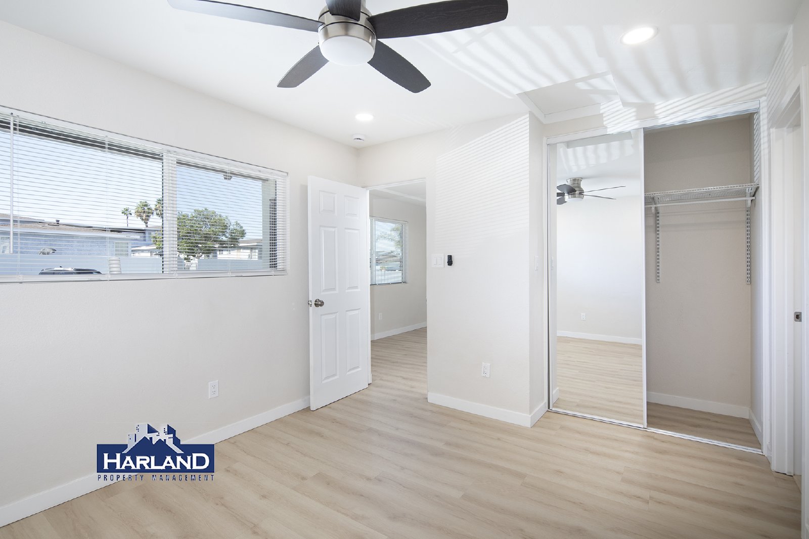 3845-3851 Menlo Avenue - 3847 property image