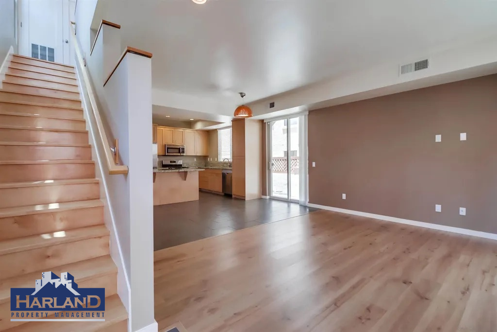 3528-3538 Indiana Street Unit 3538 property image