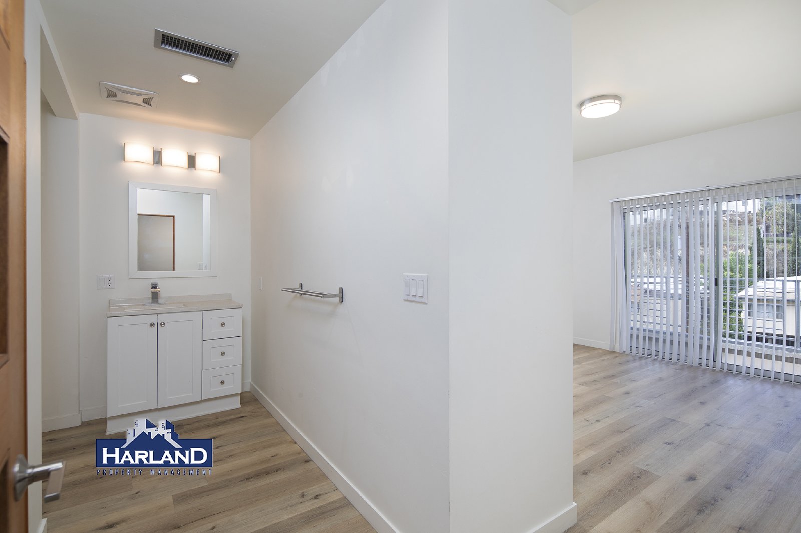 3333 Reynard Way - 10 property image