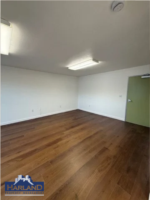 3047-206 University Ave property image